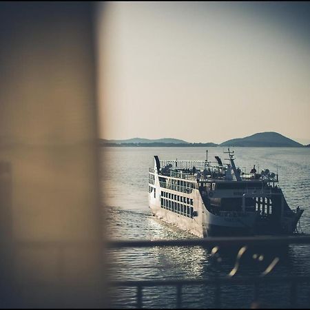 Aktaion Hotel อีกูเมนิทซา ภายนอก รูปภาพ