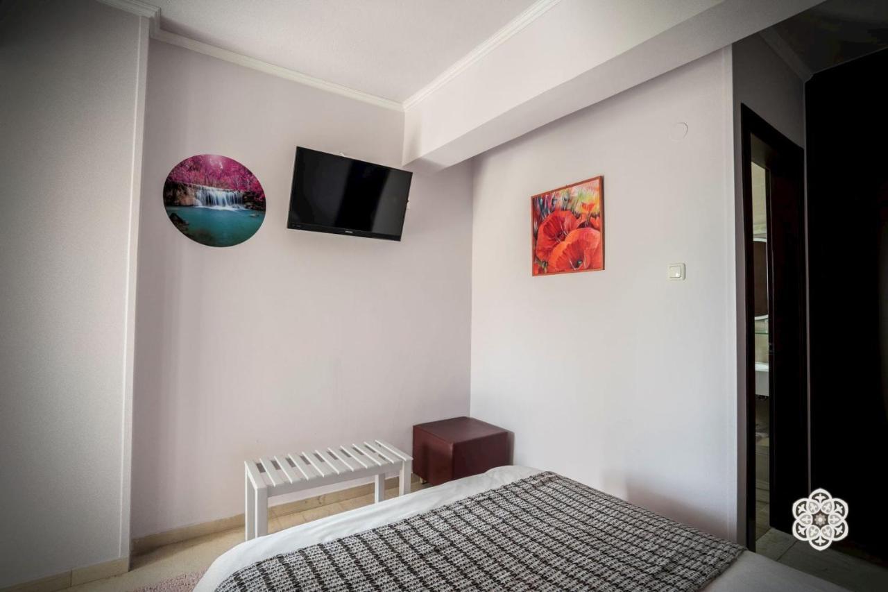 Aktaion Hotel อีกูเมนิทซา ภายนอก รูปภาพ