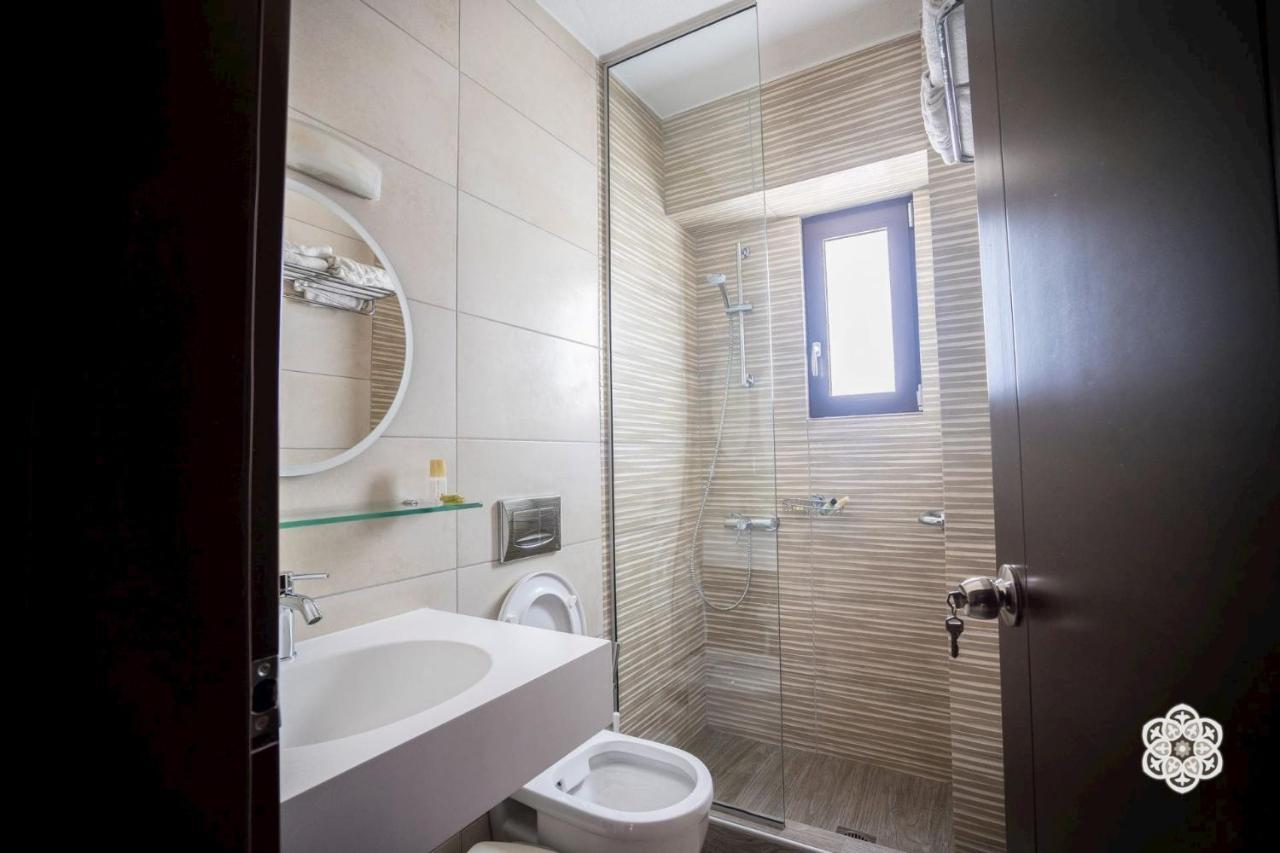 Aktaion Hotel อีกูเมนิทซา ภายนอก รูปภาพ